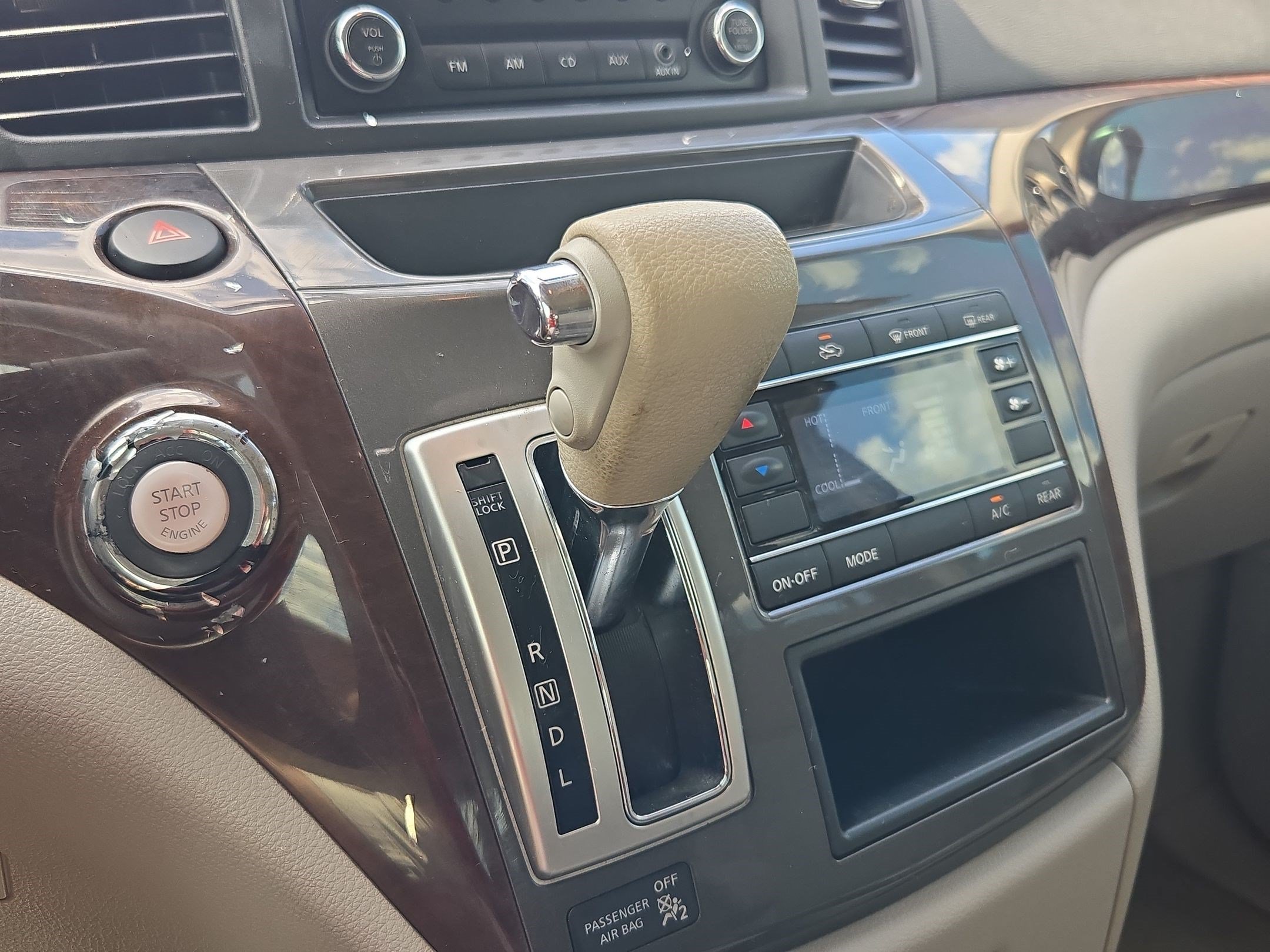 Used 2015 Nissan Quest S FWD image 32