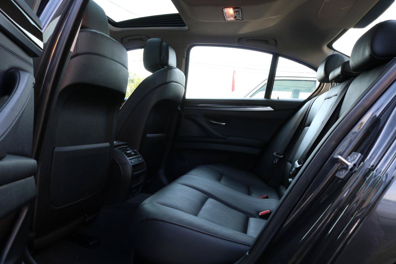 Used 2012 BMW 535i xDrive Sedan AWD/4WD image 29
