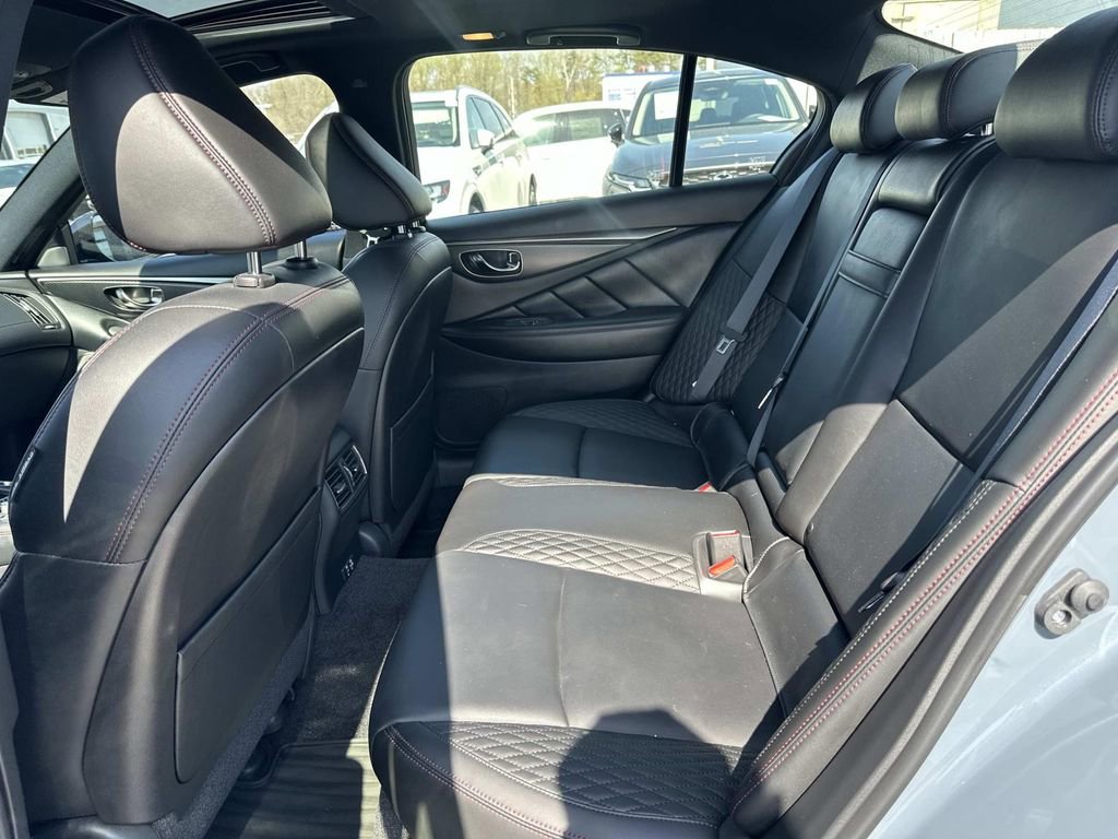 Used 2023 INFINITI Q50 Red Sport 400 w/ Carbon Fiber Package image 28