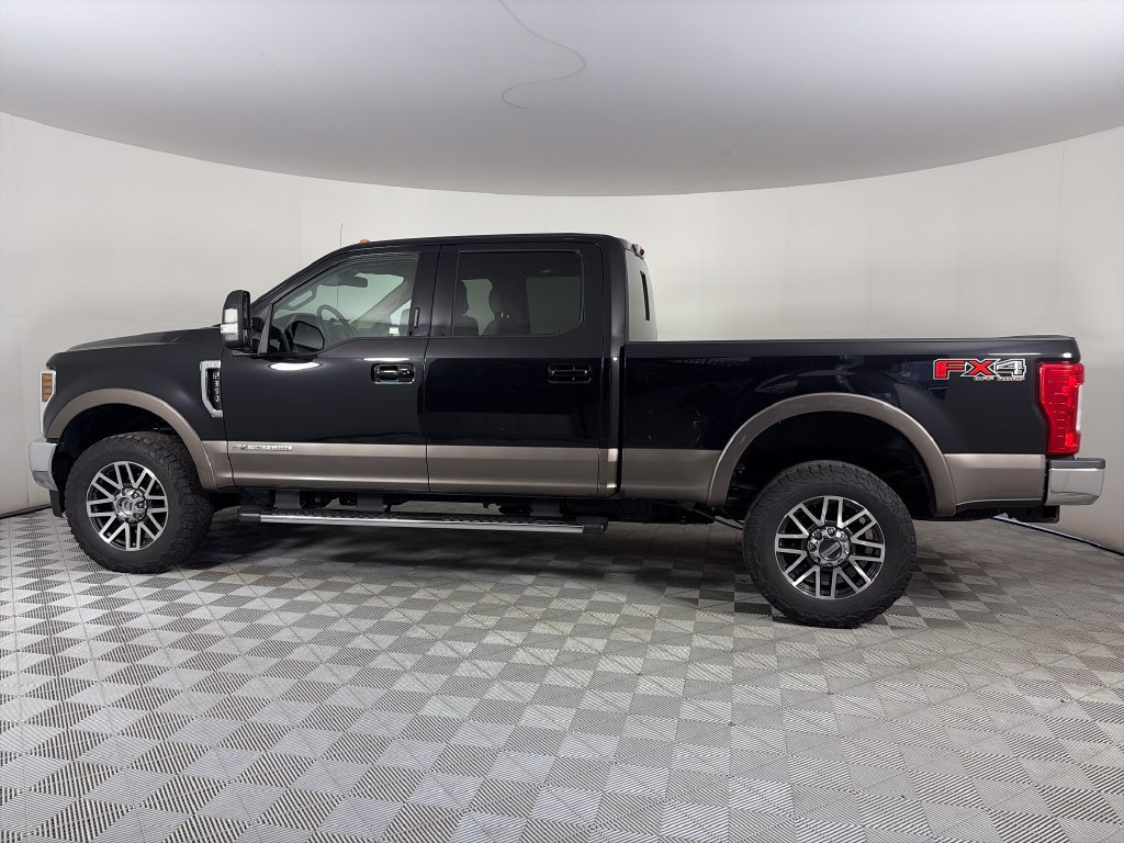 Used 2019 Ford F350 Lariat w/ Lariat Ultimate Package AWD/4WD image 4