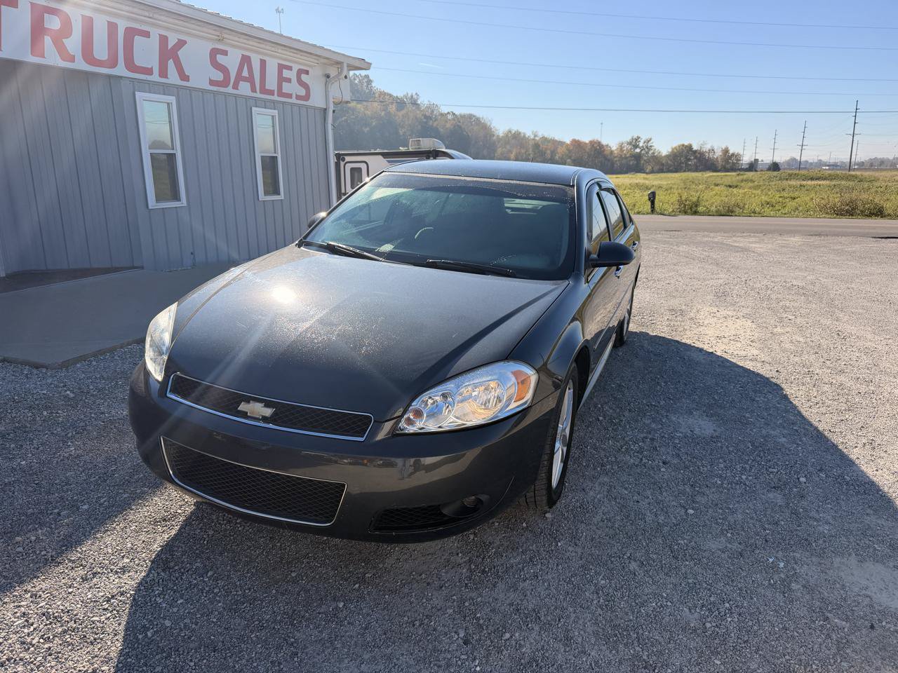 Used 2016 Chevrolet Impala LTZ FWD image 3