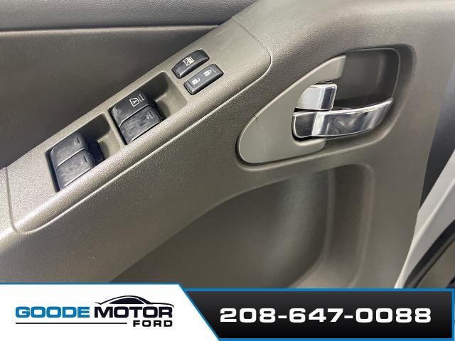 Used 2021 Nissan Frontier PRO-4X w/ Pro-4x Utility Package image 9