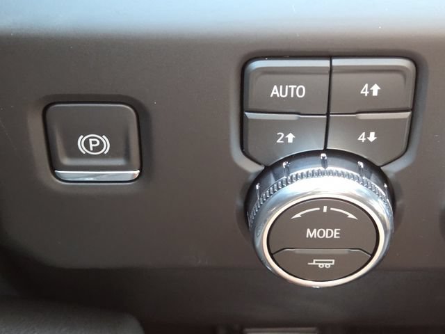 New 2026 GMC Sierra 1500 AT4 w/ AT4 Premium Package AWD/4WD image 33