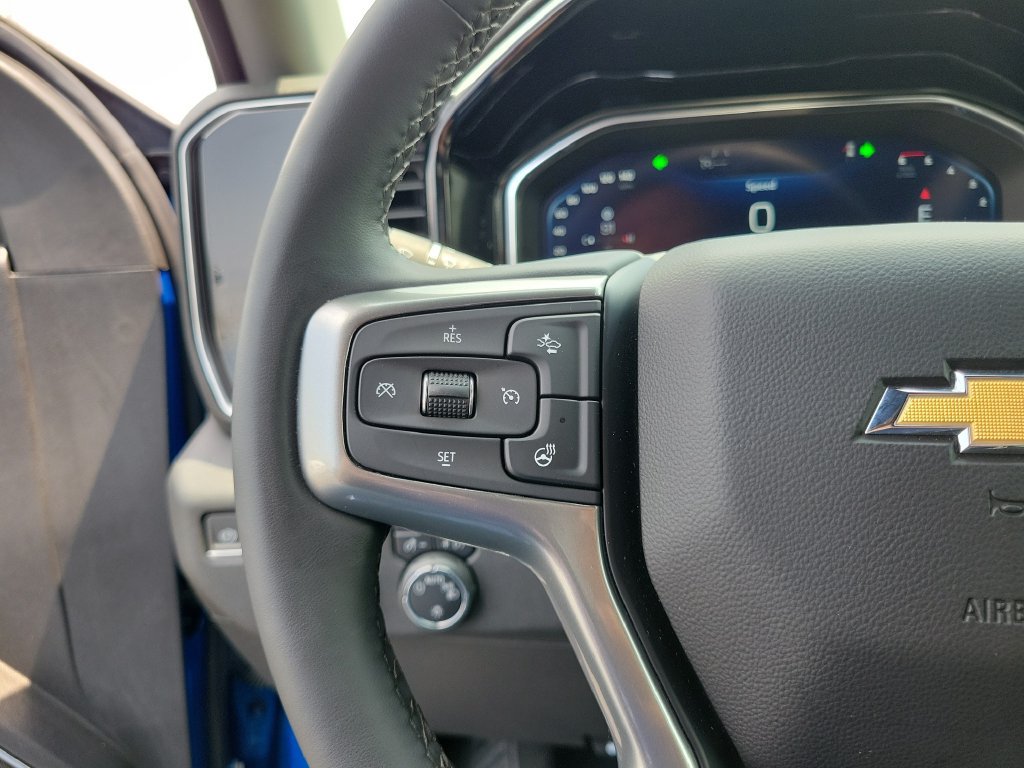 Used 2023 Chevrolet Silverado 1500 LT AWD/4WD image 24