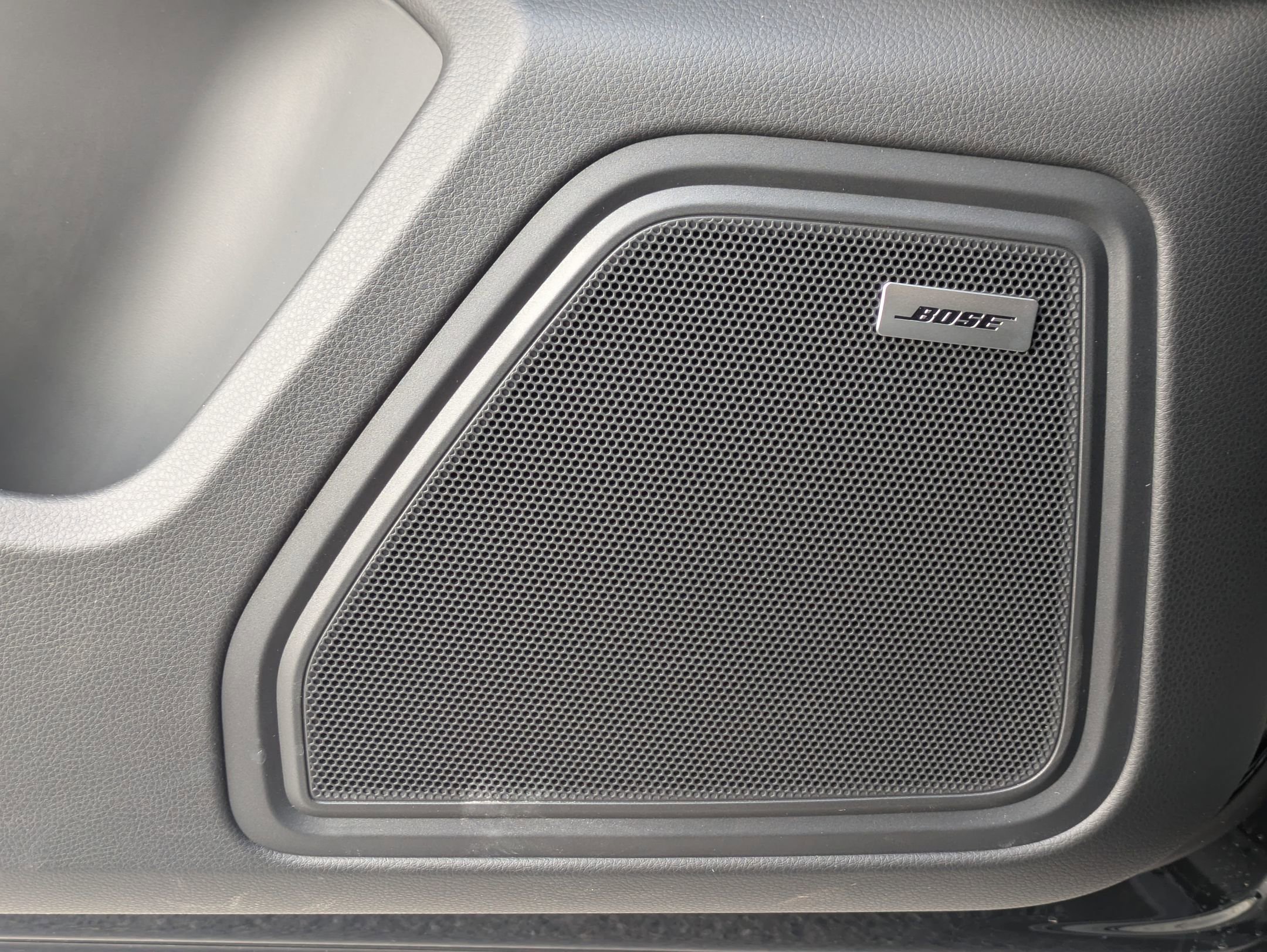 Certified 2025 Porsche Macan image 15