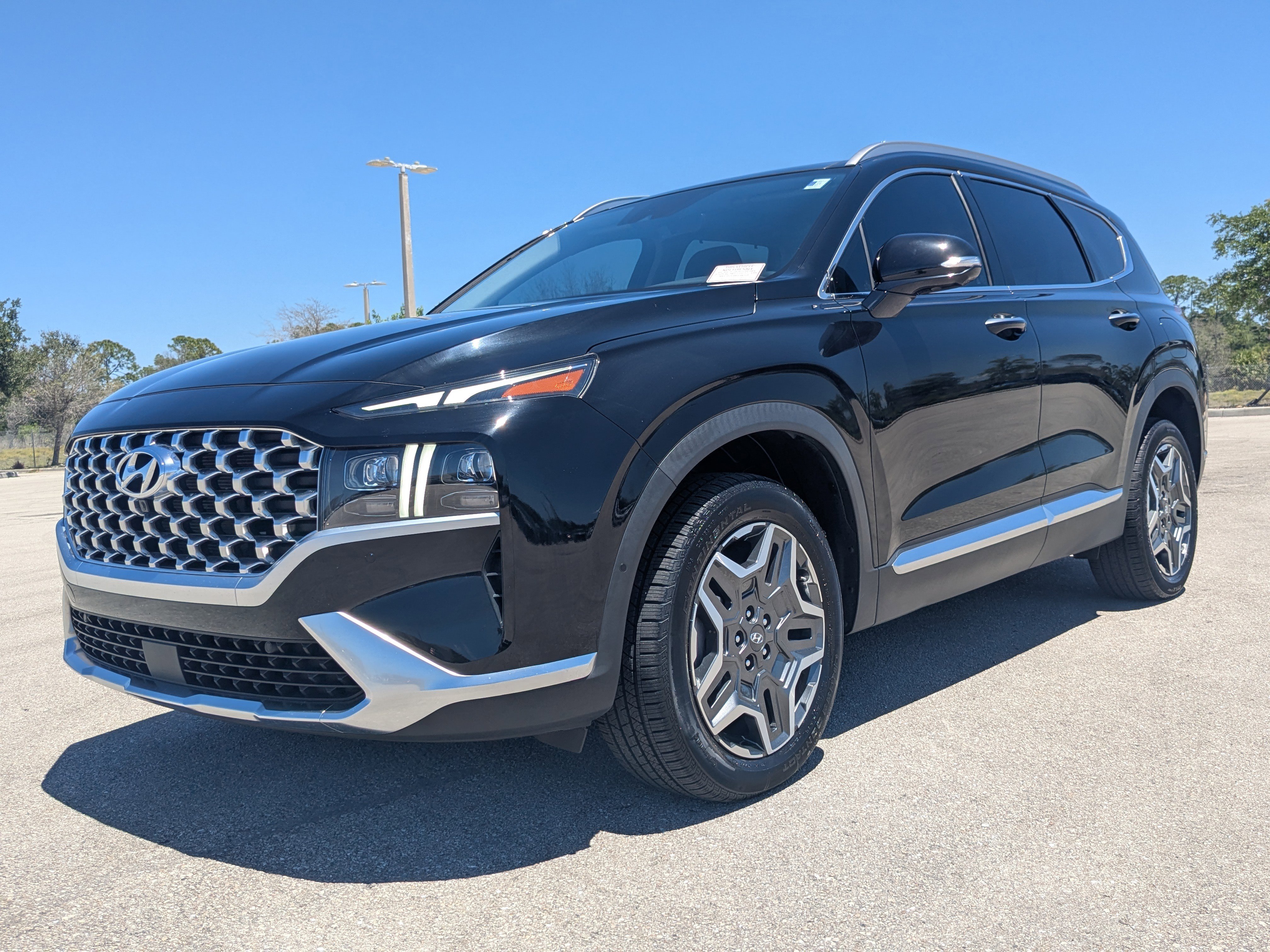Used 2022 Hyundai Santa Fe Limited AWD/4WD image 9