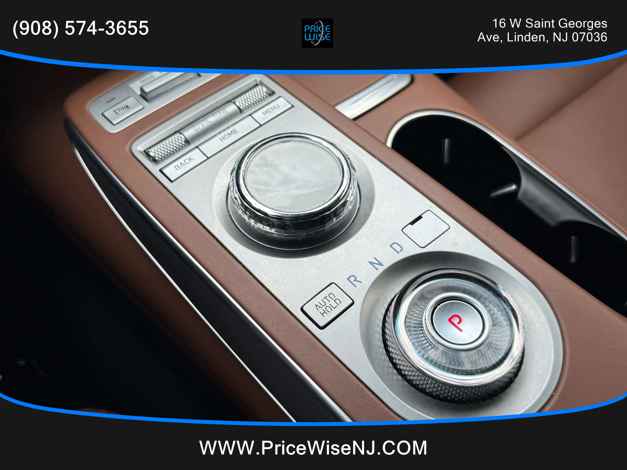 Used 2022 Genesis GV70 2.5T w/ Advanced Package image 19