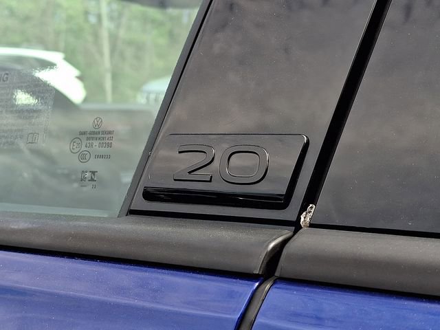 Used 2023 Volkswagen Golf 20th Anniversary Edition AWD/4WD image 32