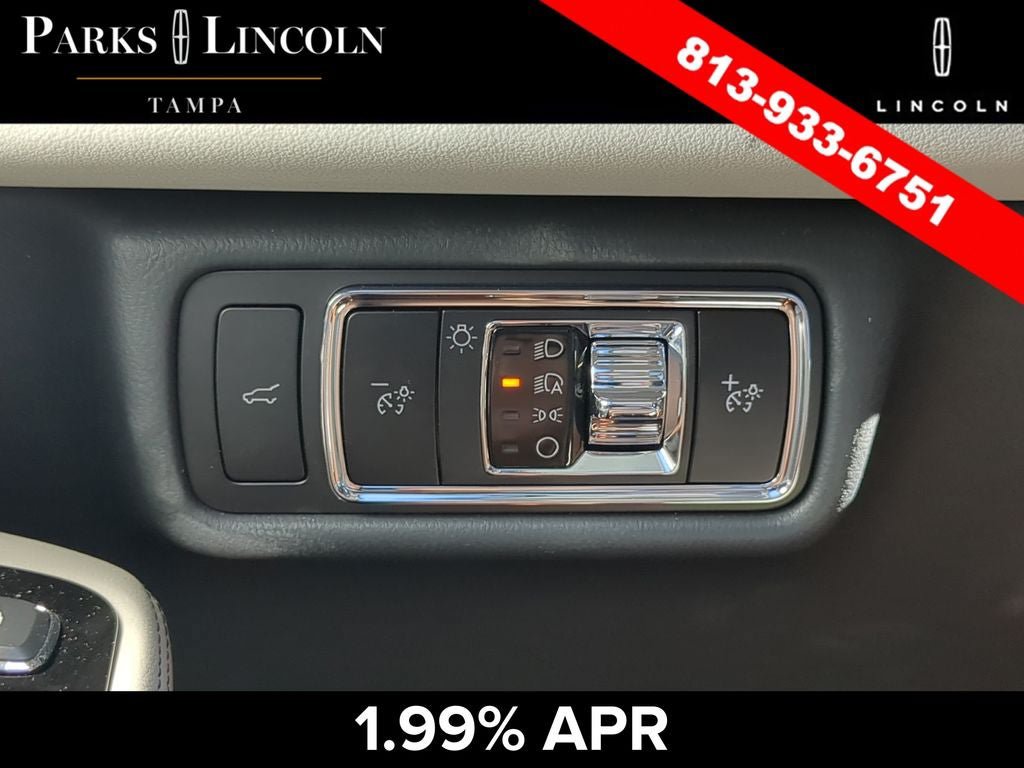 Used 2026 Lincoln Aviator Reserve w/ Luxury Package RWD image 28