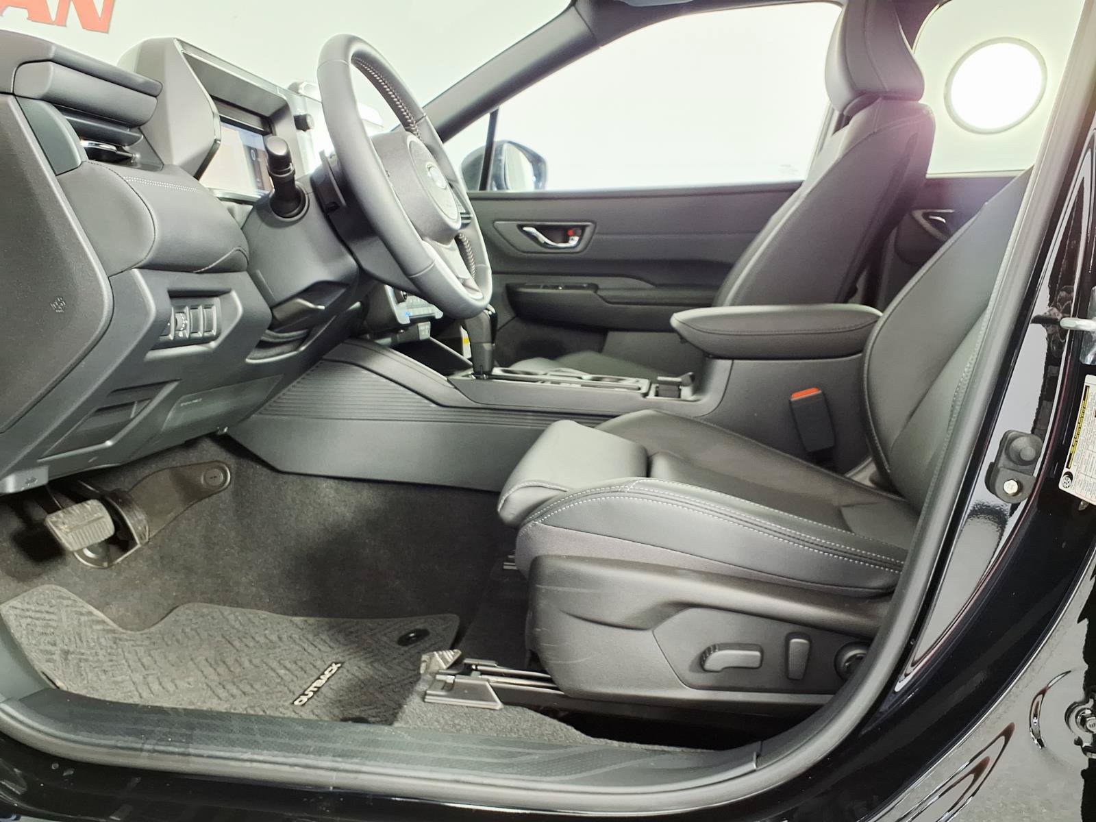 Used 2026 Subaru Outback Touring AWD/4WD image 11