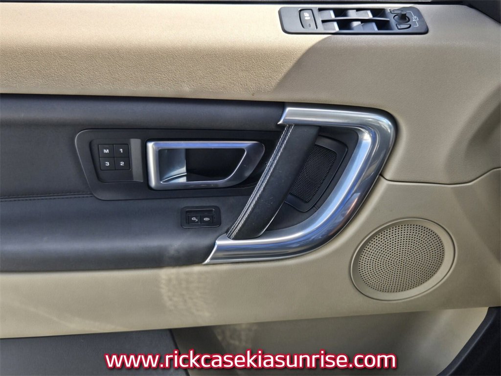 Used 2019 Land Rover Discovery Sport image 33