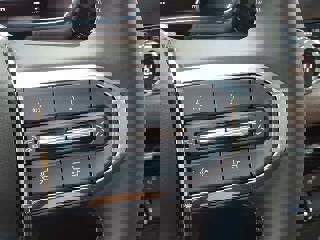 New 2026 GMC Canyon Denali w/ LPO, Denali Black Edition image 16