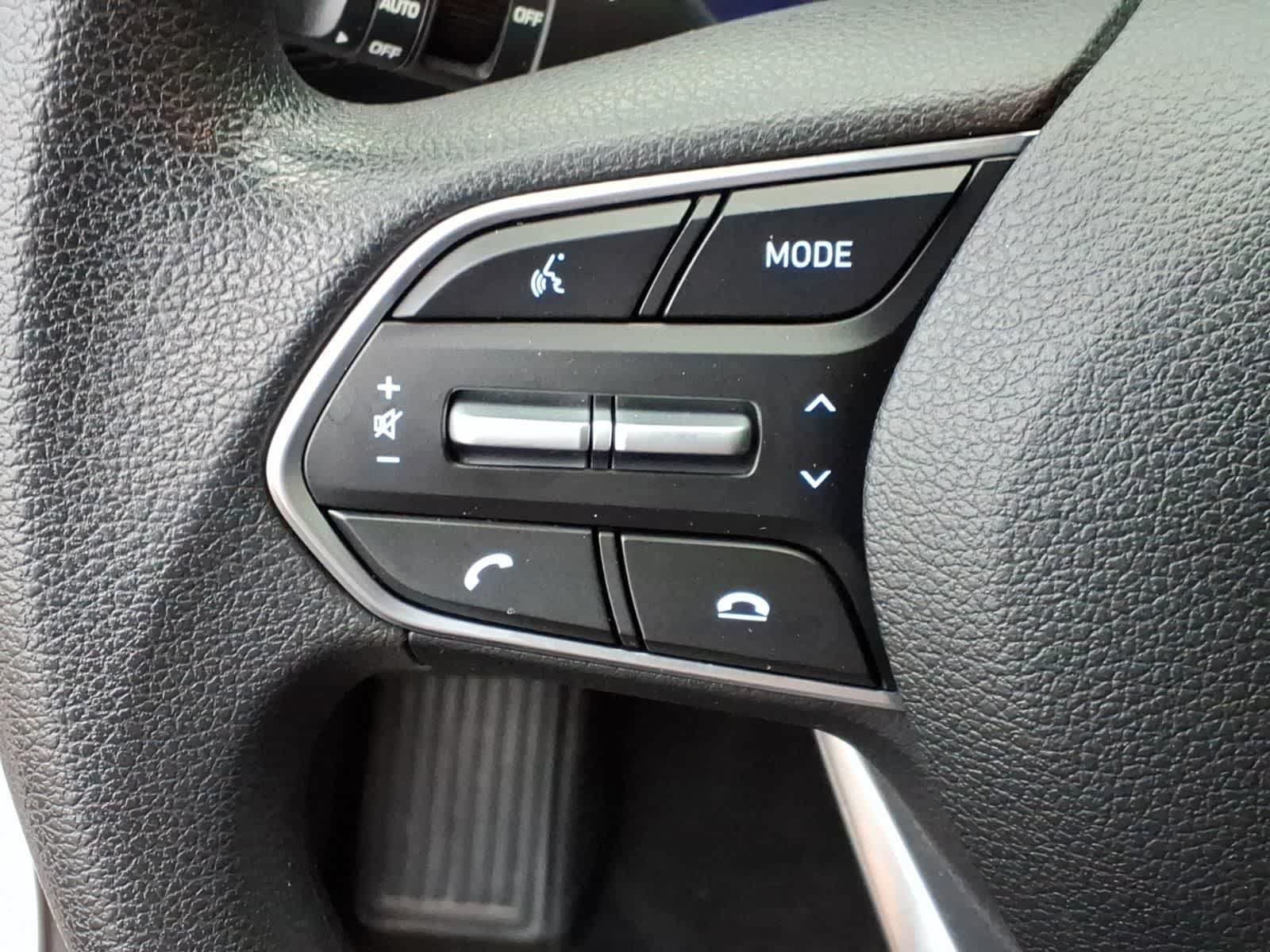 Used 2020 Hyundai Santa Fe SEL AWD/4WD image 17