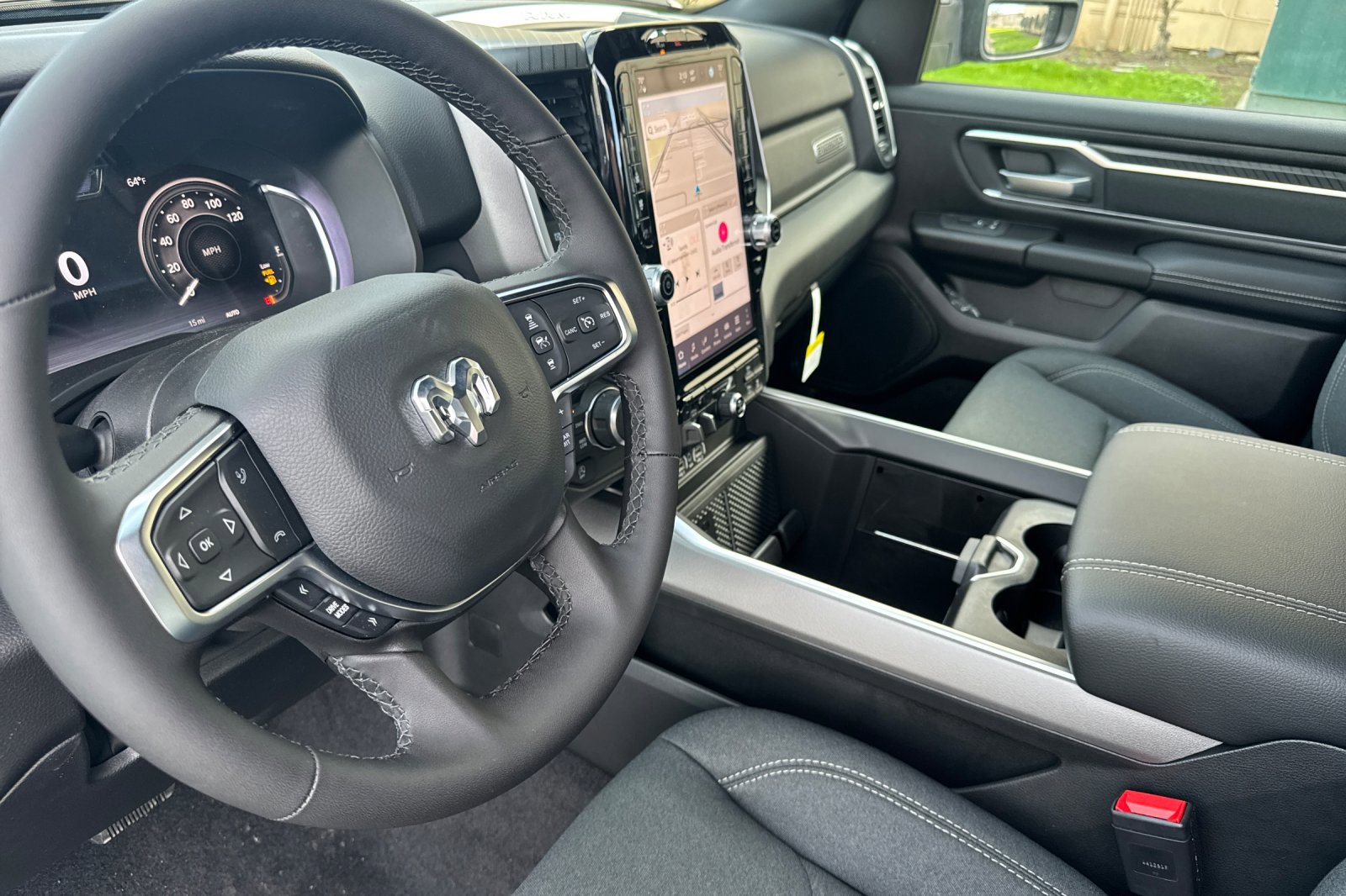 New 2026 RAM 1500 4x4 Crew Cab image 9