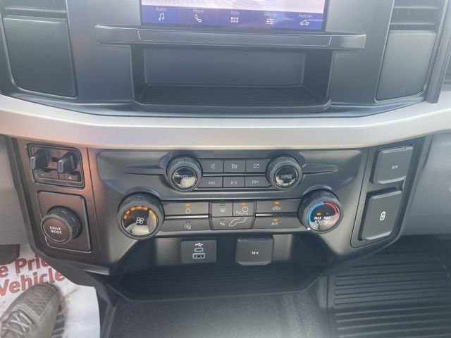New 2024 Ford F350 XL w/ XL Chrome Package image 19