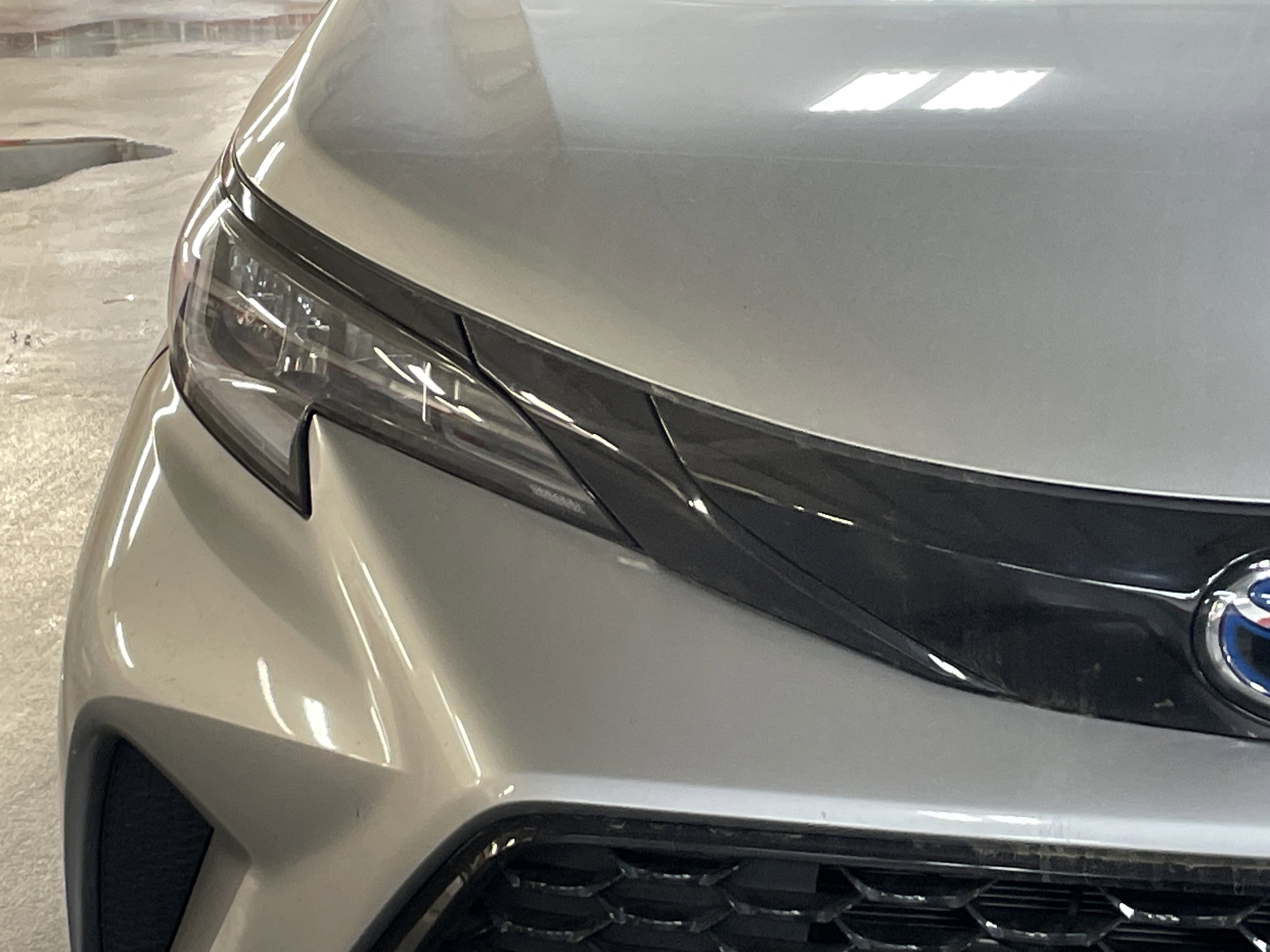 Used 2025 Toyota Sienna XSE w/ XSE Premium Package image 5