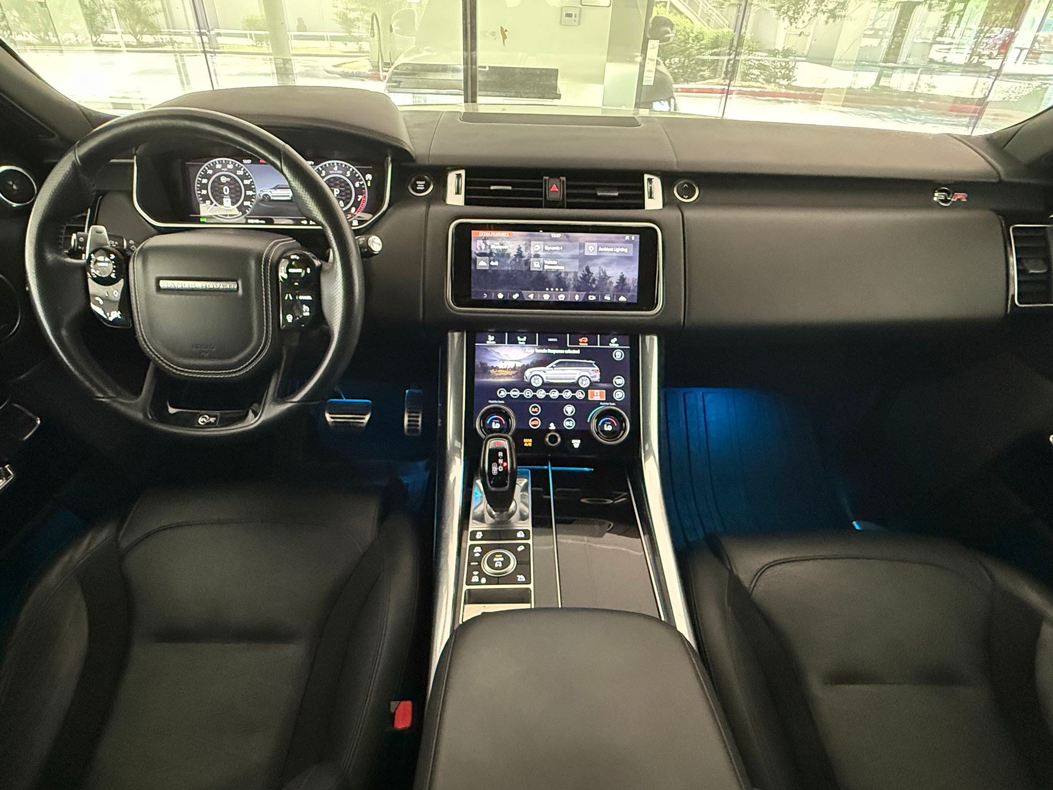 Used 2020 Land Rover Range Rover Sport SVR AWD/4WD image 12