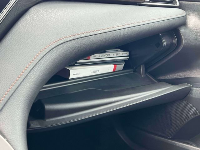 Used 2020 Toyota Camry LE image 29