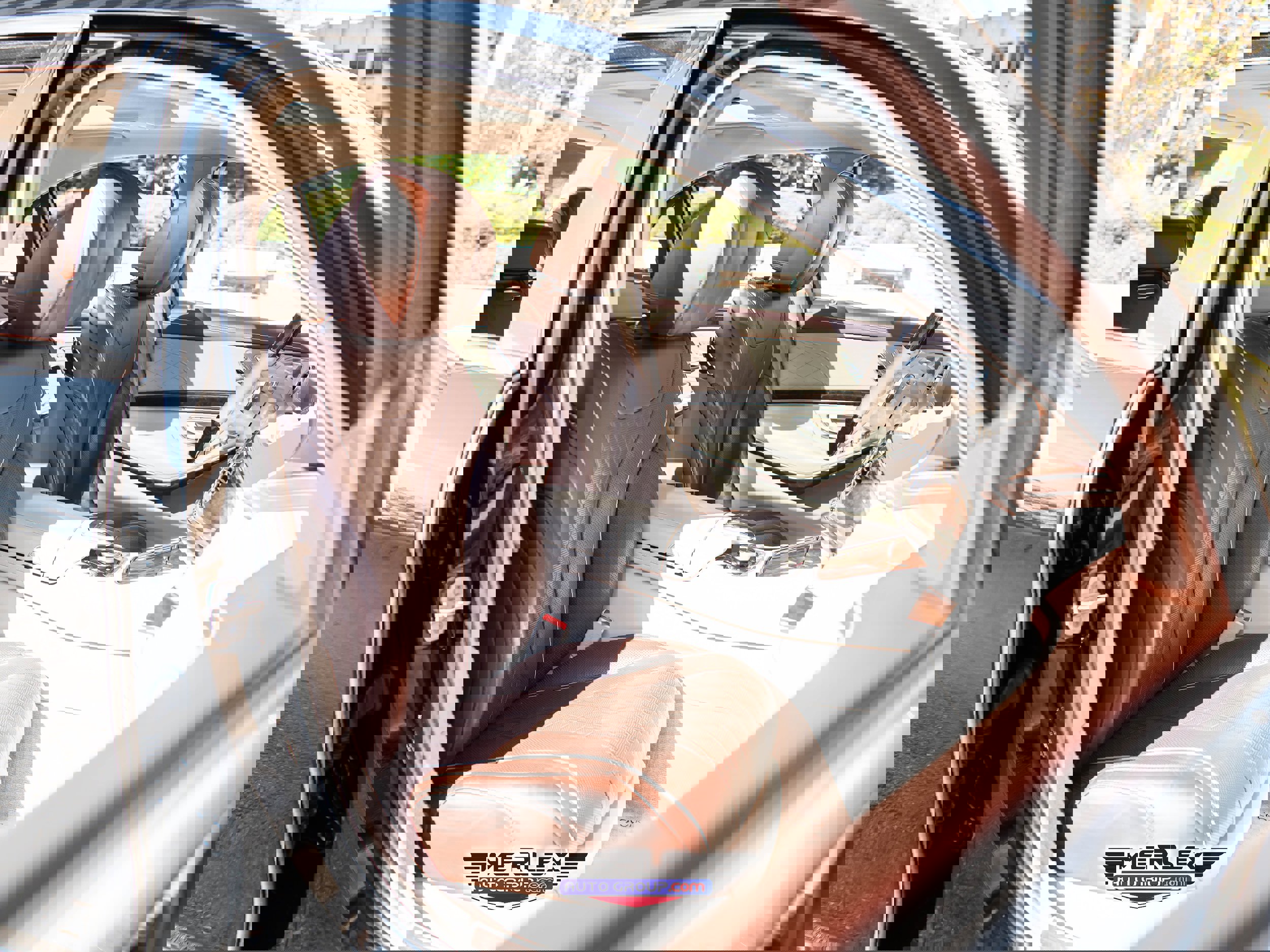 Used 2018 Mercedes-Benz S 560 4MATIC Sedan w/ Premium Package image 17