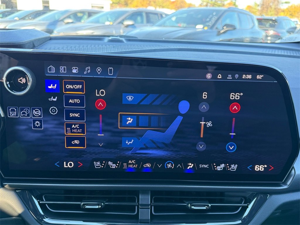 New 2026 Chevrolet Equinox EV RS image 17