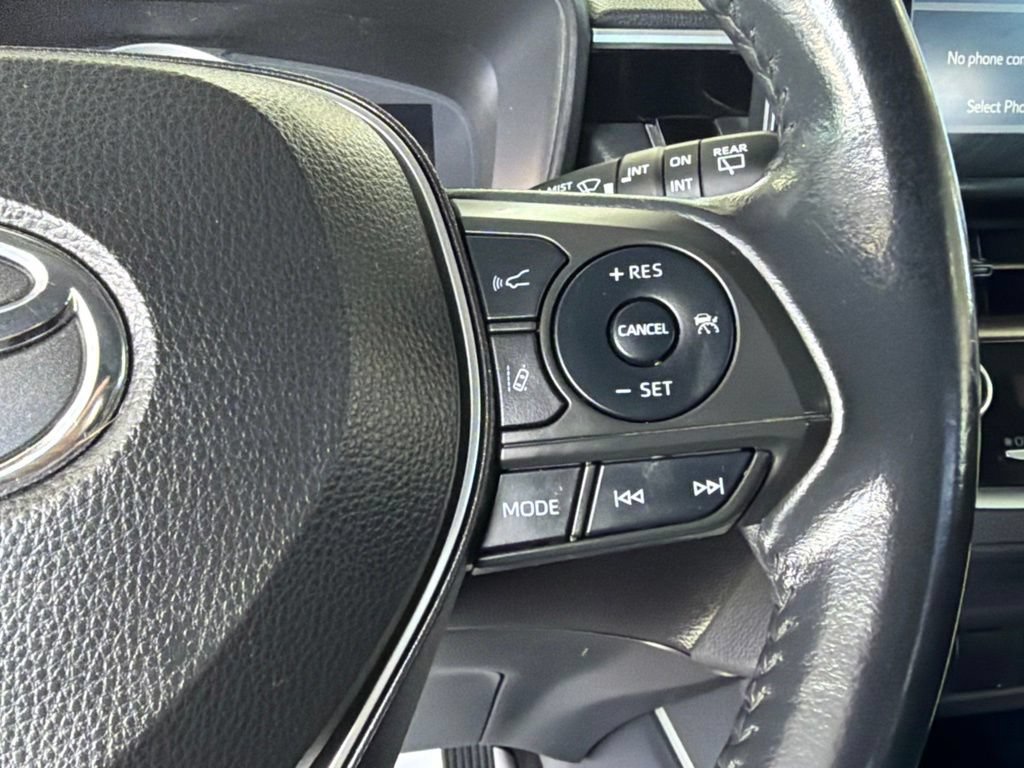 Certified 2022 Toyota Corolla Cross LE FWD image 25
