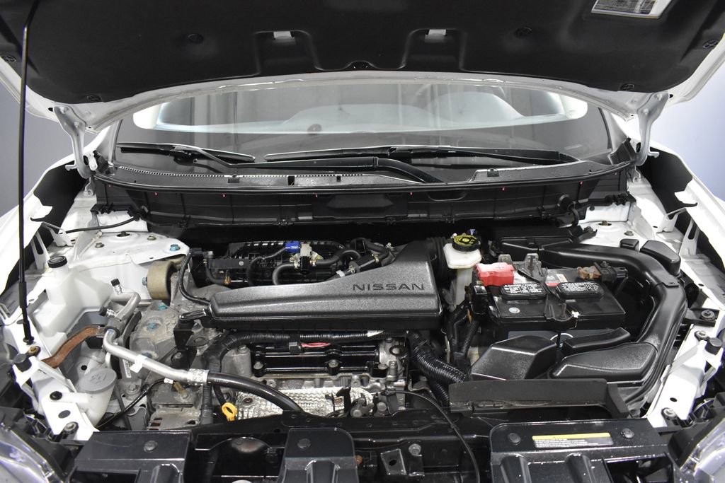 Used 2019 Nissan Rogue SV image 33