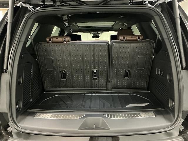 New 2026 Chevrolet Tahoe High Country AWD/4WD image 32
