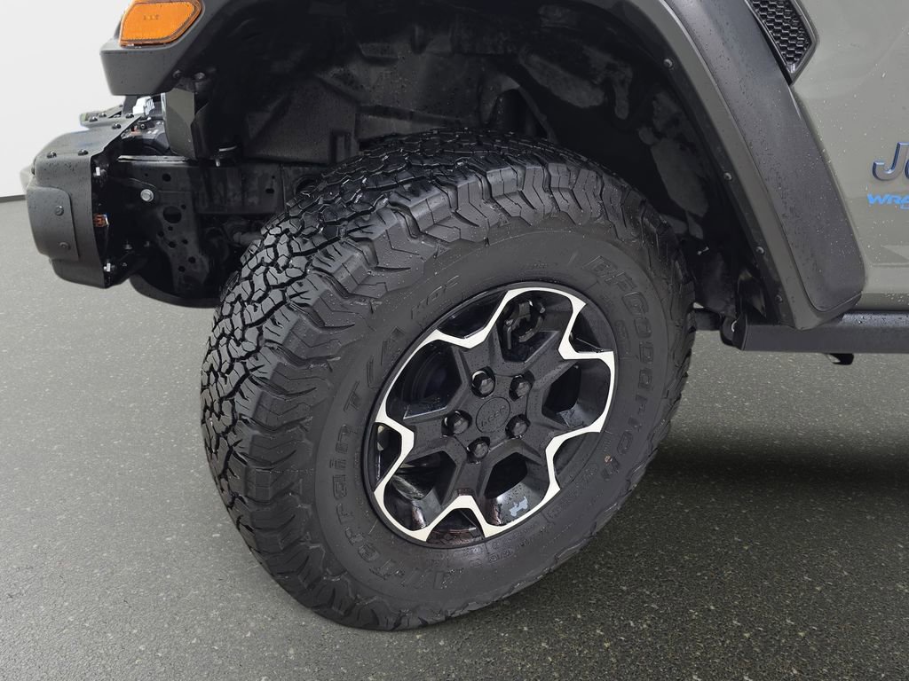 Used 2021 Jeep Wrangler Unlimited Rubicon 4xe w/ Steel Bumper Group image 33