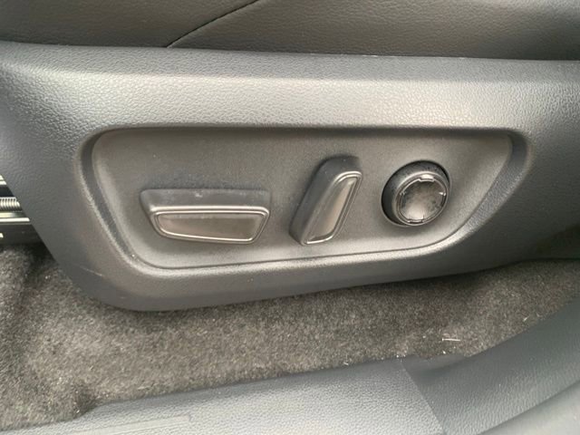 Used 2025 Toyota 4Runner 4WD image 14