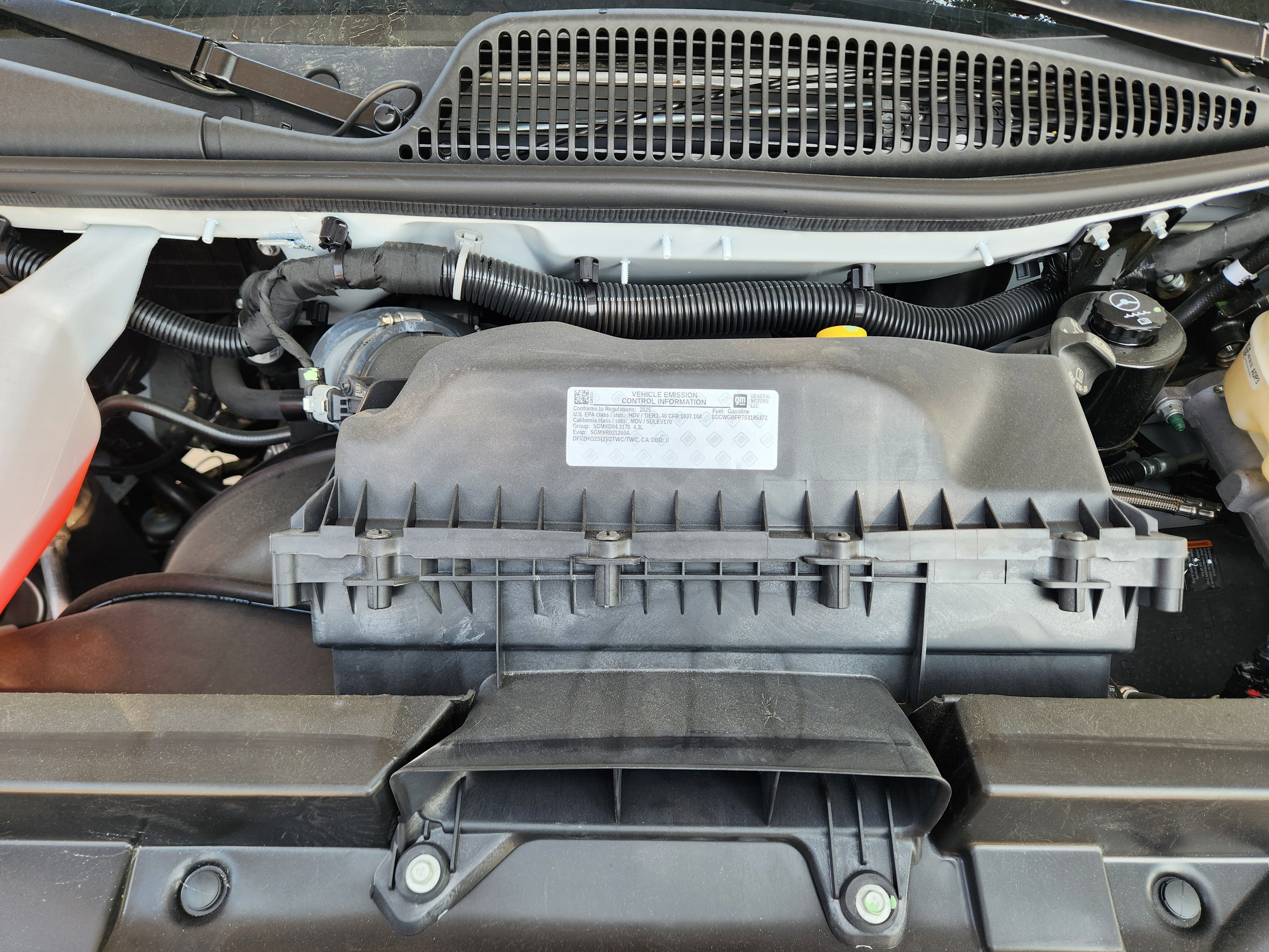 New 2025 Chevrolet Express 2500 Extended w/ Driver Convenience Package image 30