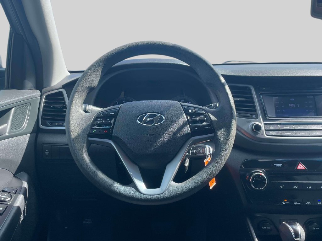 Used 2018 Hyundai Tucson SE AWD/4WD image 14