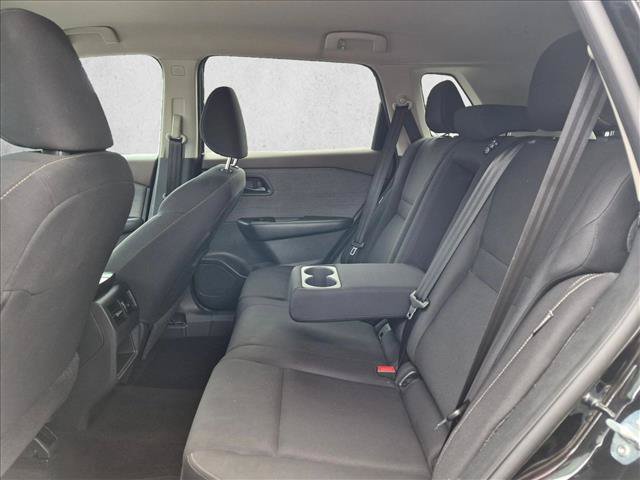 Used 2023 Nissan Rogue S FWD image 17