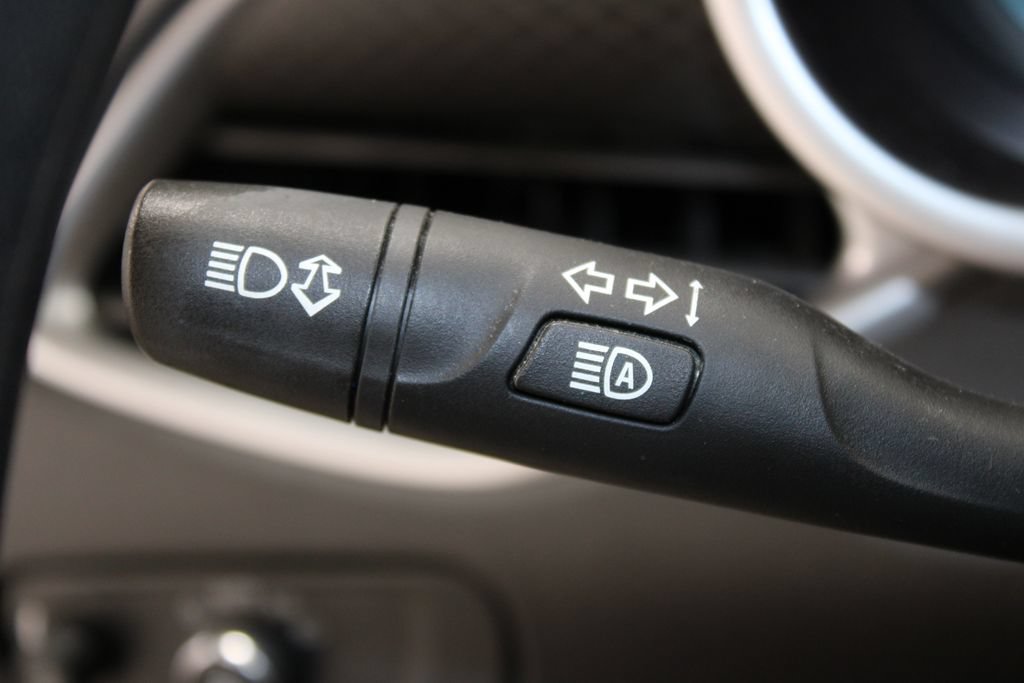 Used 2019 Chevrolet Malibu LS w/ Driver Confidence Package II FWD image 21