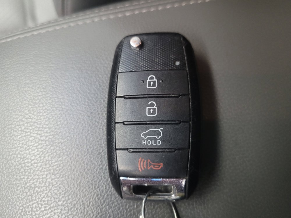 Used 2016 Kia Sorento EX AWD/4WD image 32