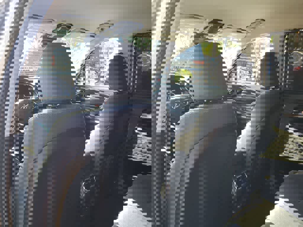 Used 2021 Hyundai Santa Fe SEL w/ Convenience Package image 10