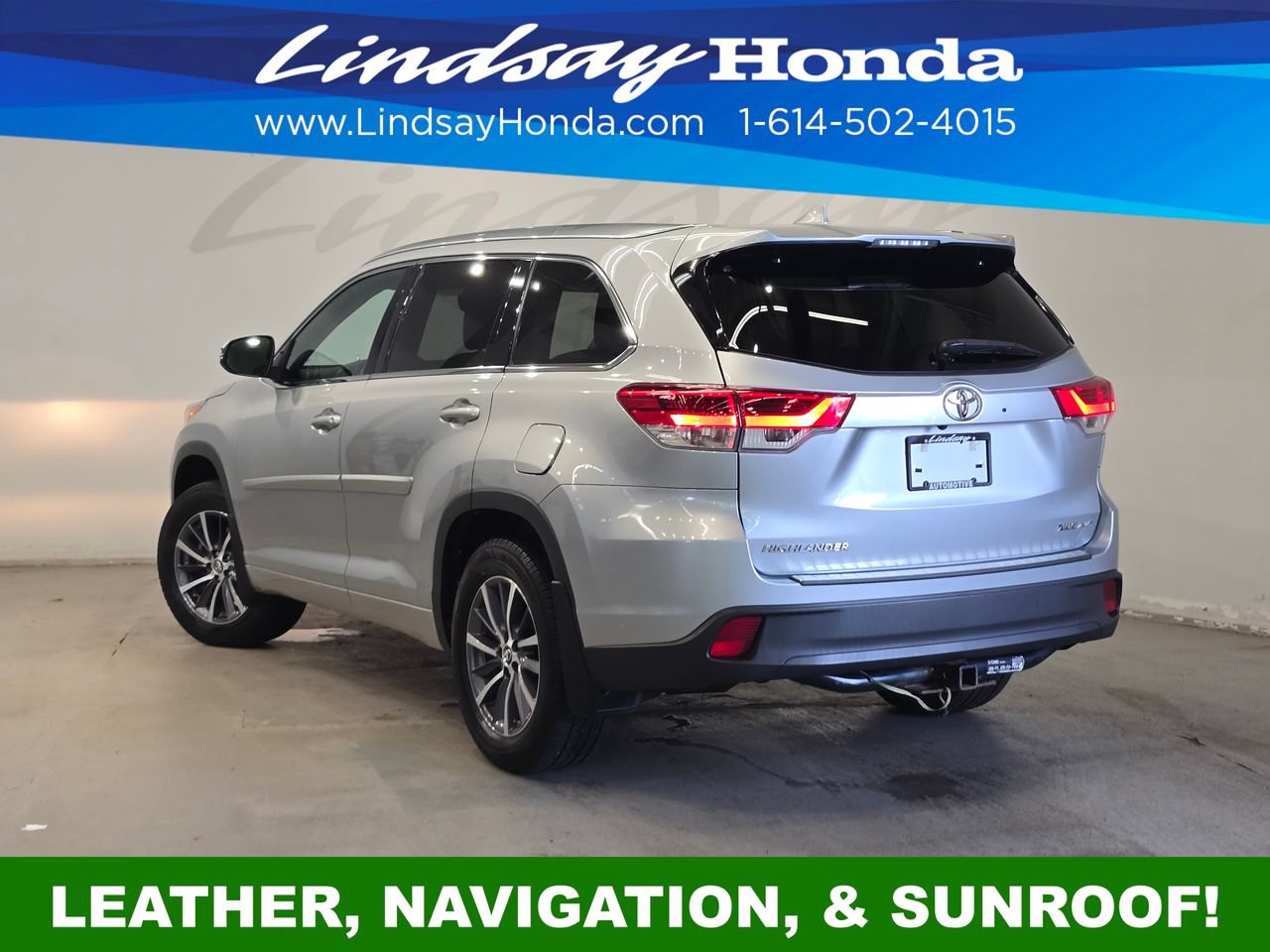 Used 2018 Toyota Highlander XLE AWD/4WD image 4