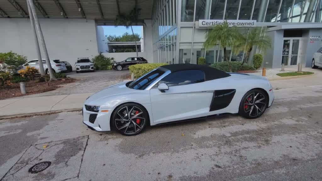 Used 2022 Audi R8 V10 performance w/ Premium Package RWD image 4
