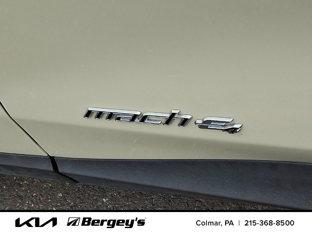 Used 2025 Ford Mustang Mach-E Premium AWD/4WD image 32
