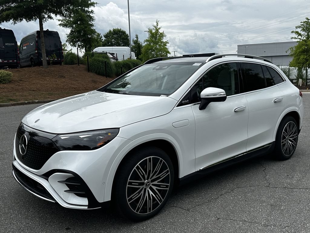 New 2026 Mercedes-Benz EQE 320 4MATIC SUV image 4