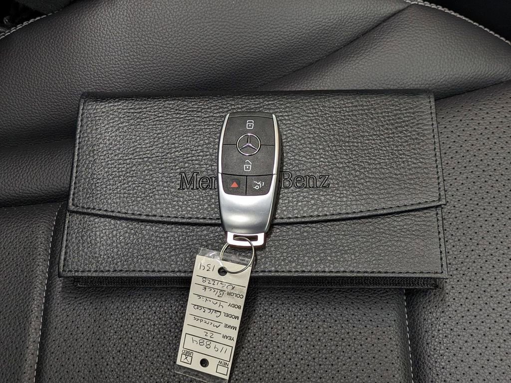 Used 2022 Mercedes-Benz GLC 300 4MATIC image 16