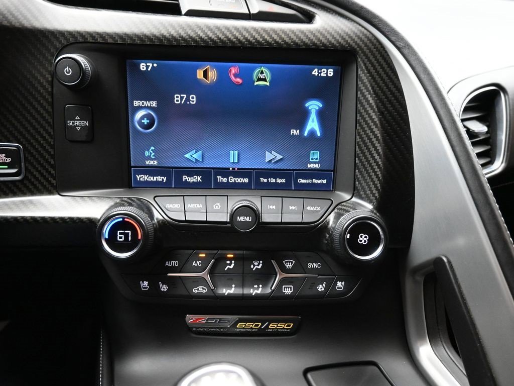 Used 2015 Chevrolet Corvette Z06 w/ 3LZ Preferred Equipment Group image 16