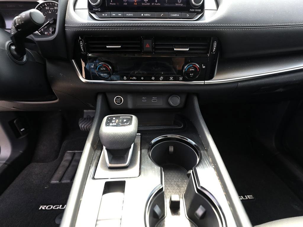 Used 2023 Nissan Rogue SV w/ SV Premium Package AWD/4WD image 18