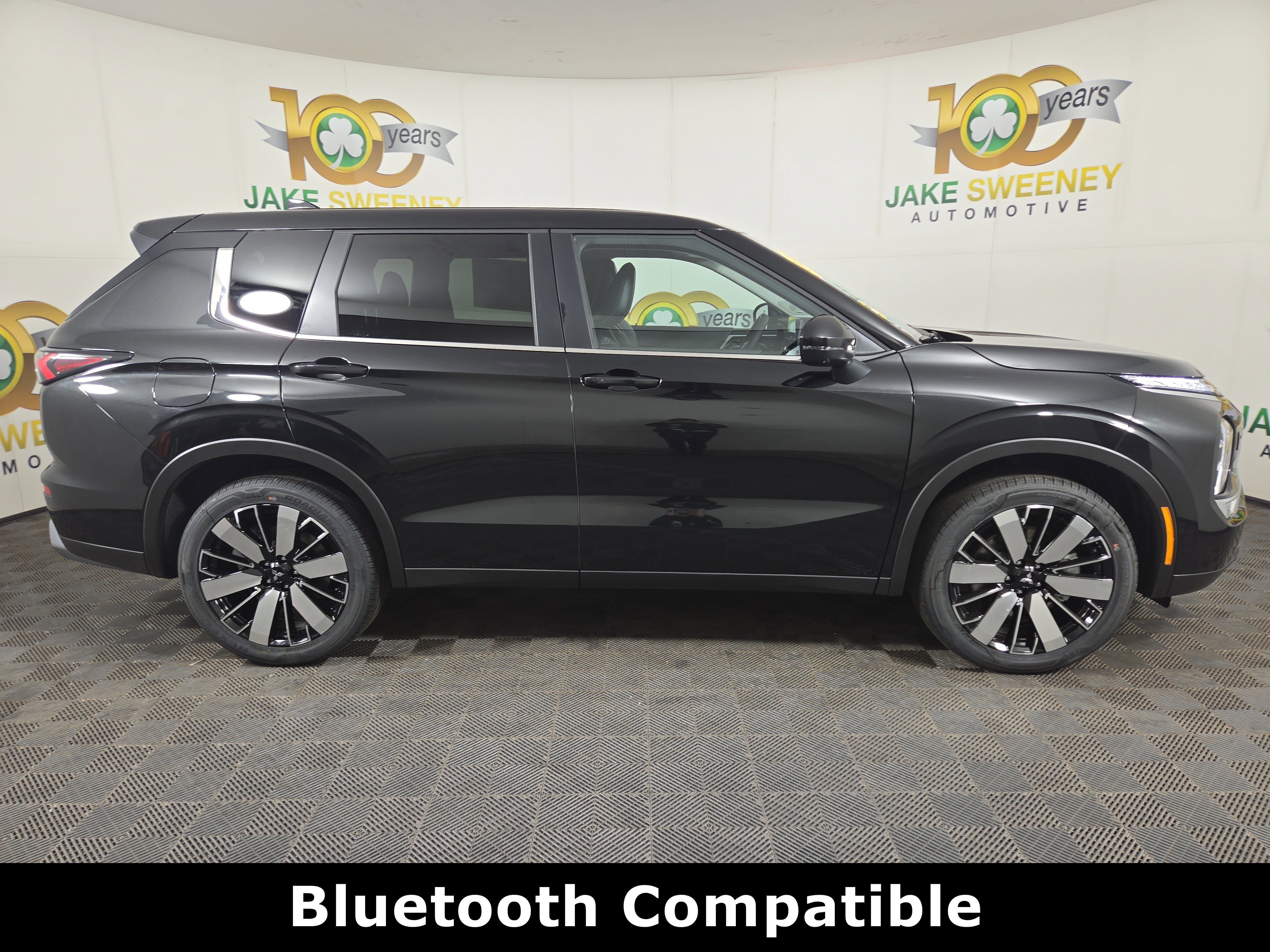 New 2026 Mitsubishi Outlander SE AWD/4WD image 8