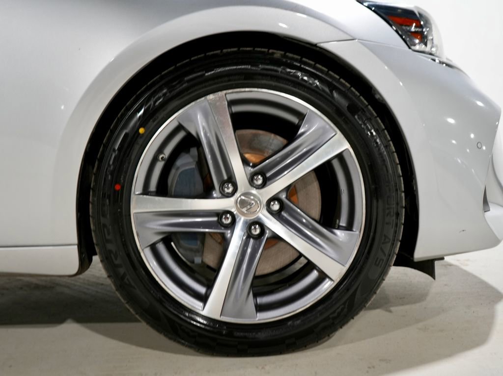 Used 2018 Lexus IS 300 300 w/ Comfort Package image 35