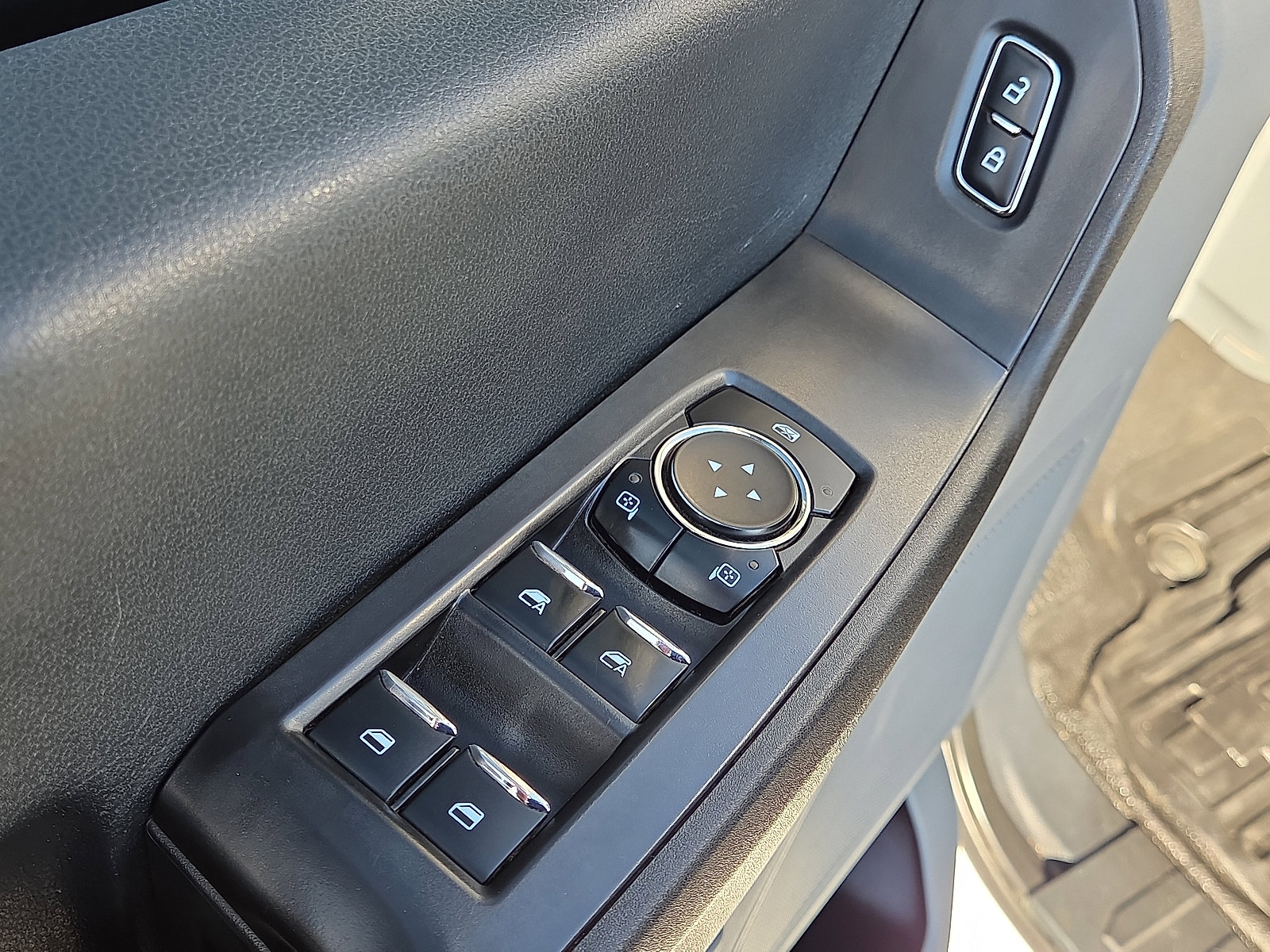 Used 2023 Ford F250 XL w/ XL Off-Road Package image 12