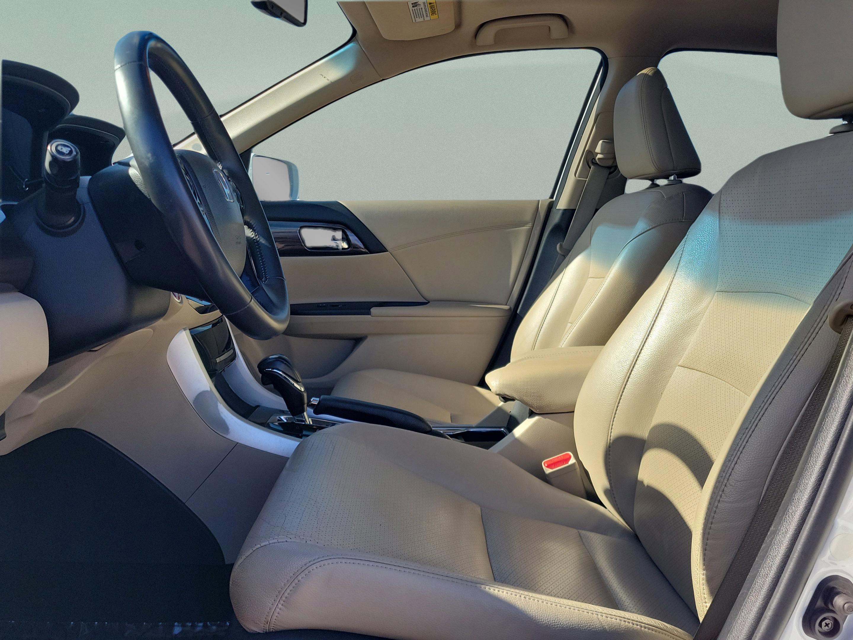 Used 2016 Honda Accord EX-L image 16