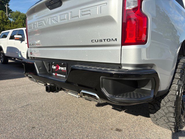 Used 2021 Chevrolet Silverado 1500 Custom Trail Boss AWD/4WD image 13