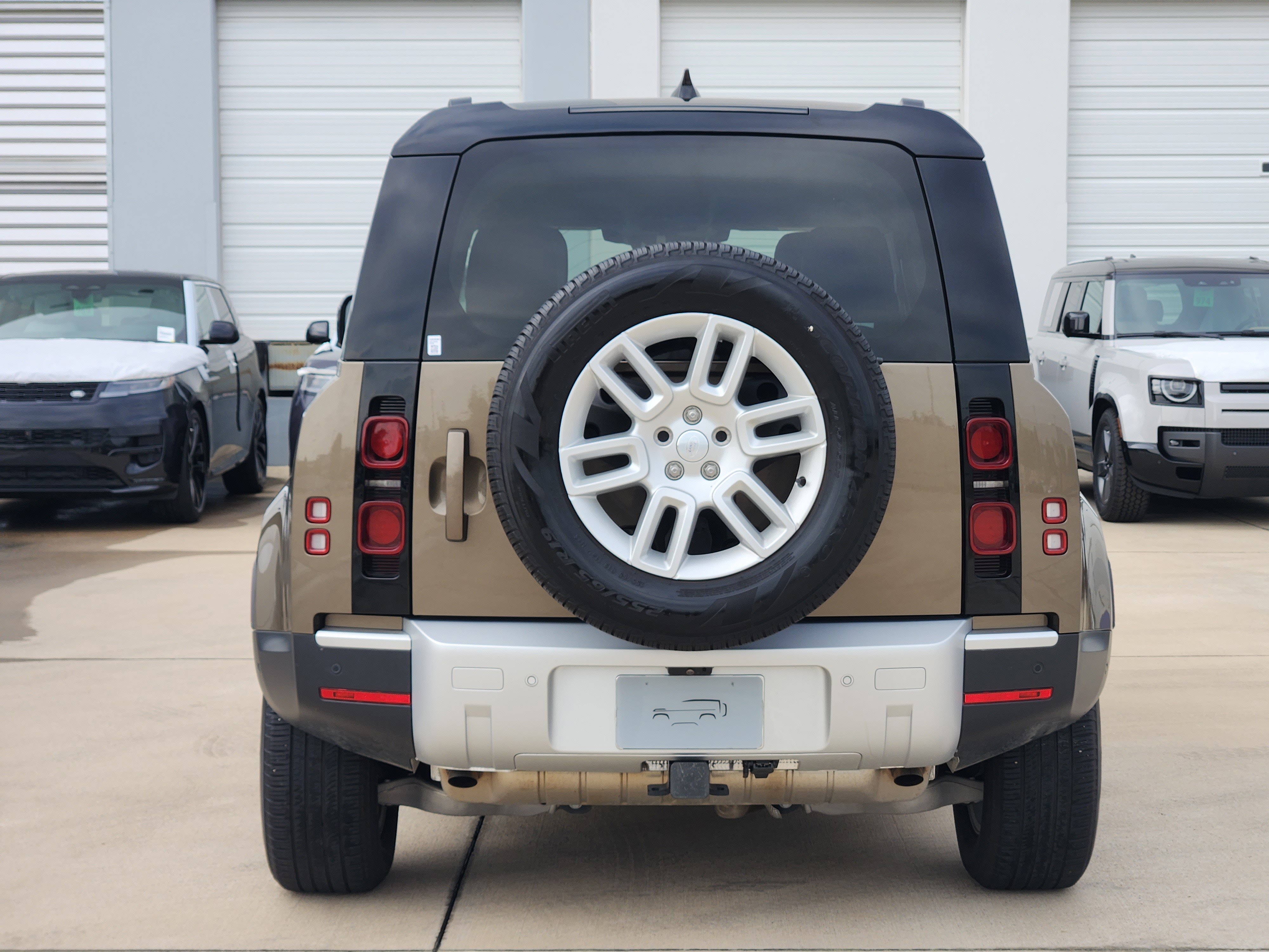 Certified 2025 Land Rover Defender 110 S AWD/4WD image 6