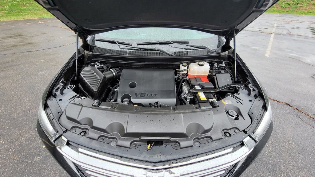 Used 2023 Chevrolet Traverse LT image 17