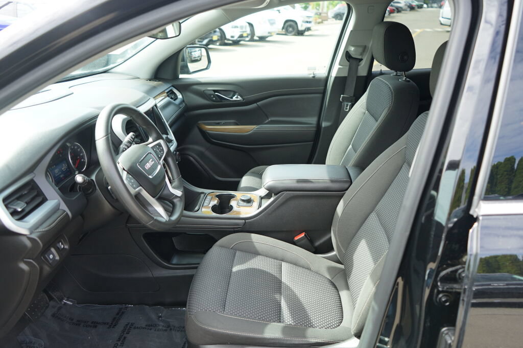 Used 2021 GMC Acadia SLE FWD image 14